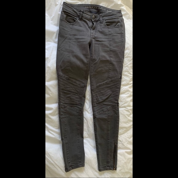 AE Jeggings with Functioning Zipper - Picture 2 of 3